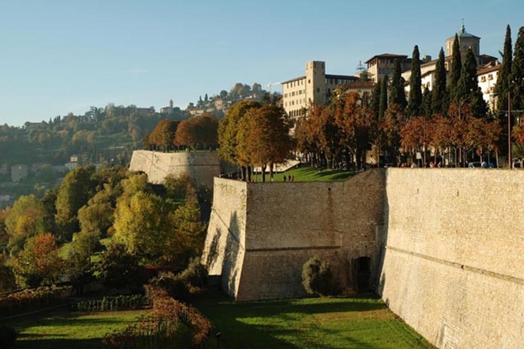 Porta Dipinta House Bergamo Altaアパートメント 部屋 写真
